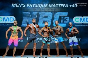 MEN'S PHYSIQUE МАСТЕРА +40